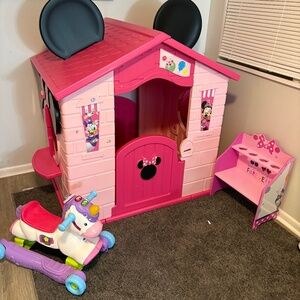 Casa minie + caballo + set Minnie
